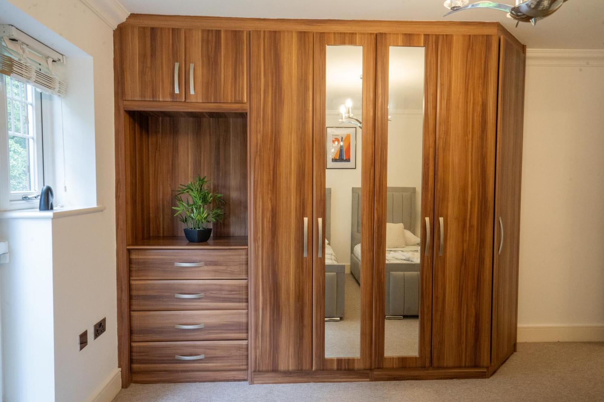 Emirates House, Luxe 5 Bed, With King Sized Beds, Next To Aiport & Nec, Jlr 5 Mins Villa Marston Green Bagian luar foto